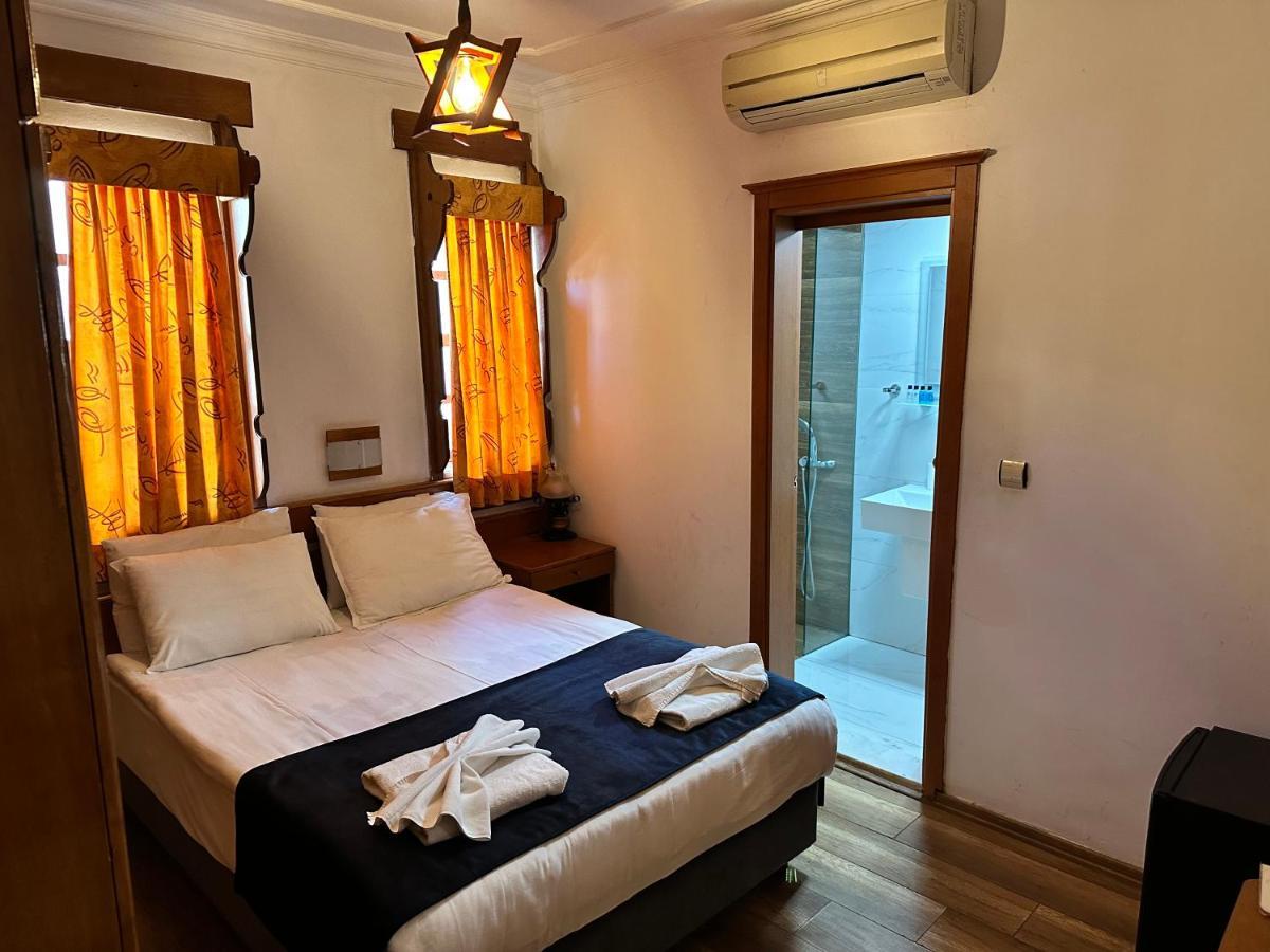 Hotel Karyatit Kaleici Antalya Buitenkant foto