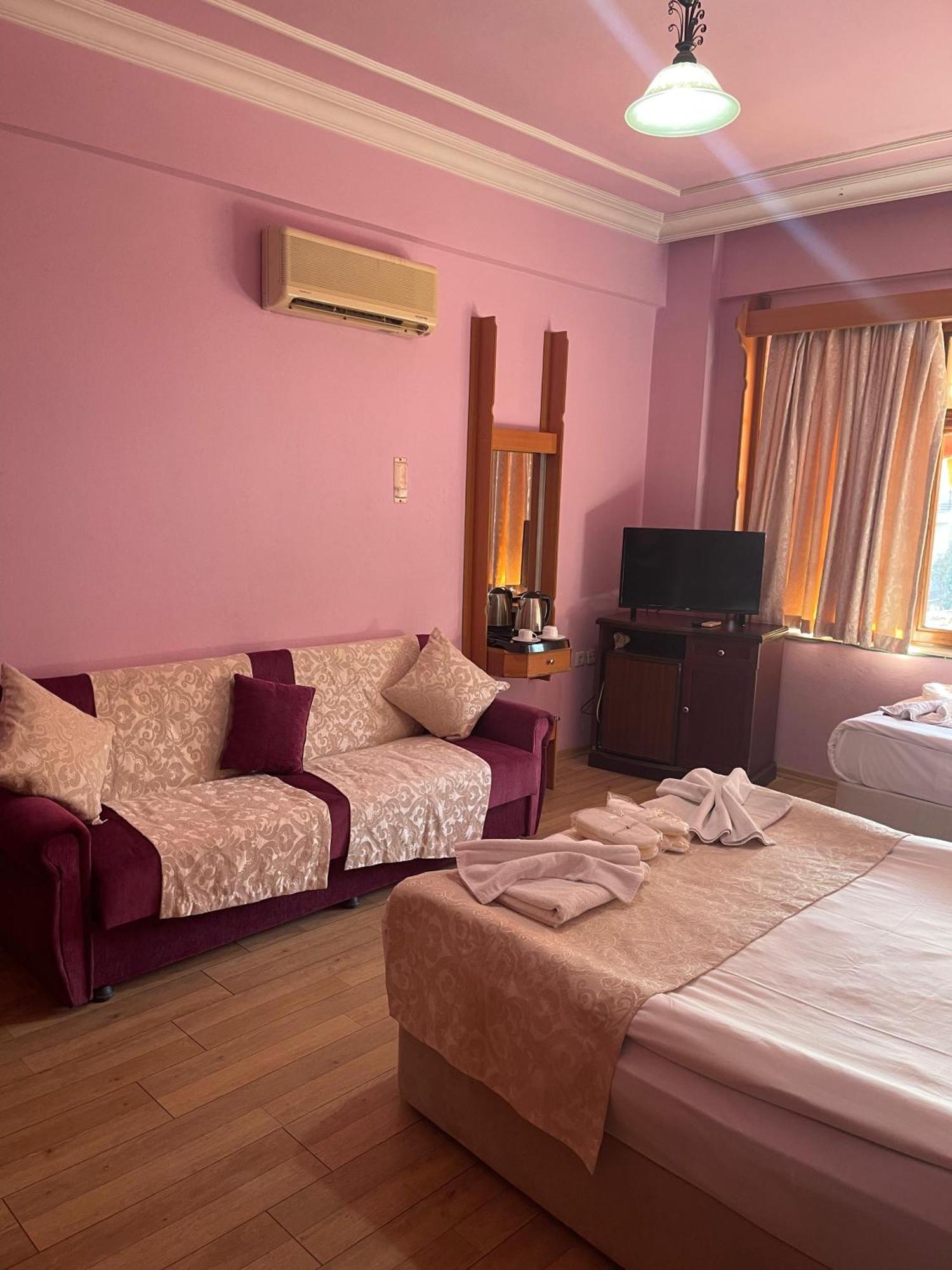 Hotel Karyatit Kaleici Antalya Buitenkant foto