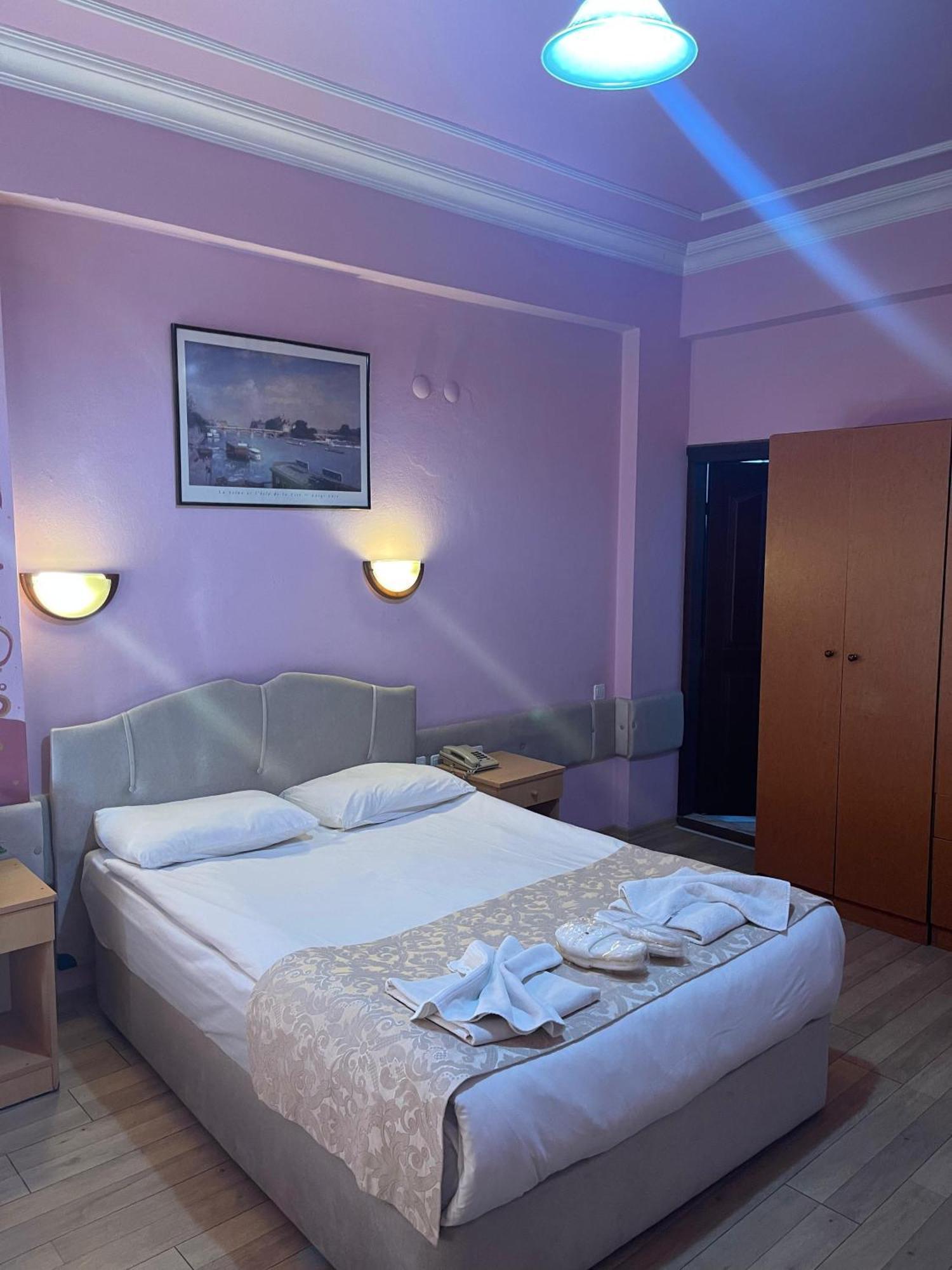 Hotel Karyatit Kaleici Antalya Buitenkant foto