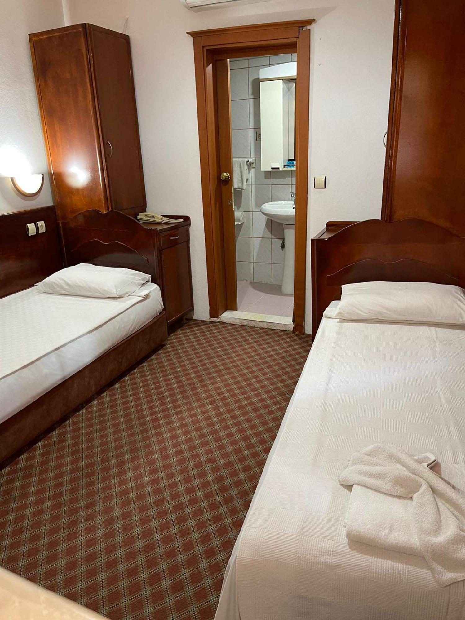 Hotel Karyatit Kaleici Antalya Buitenkant foto