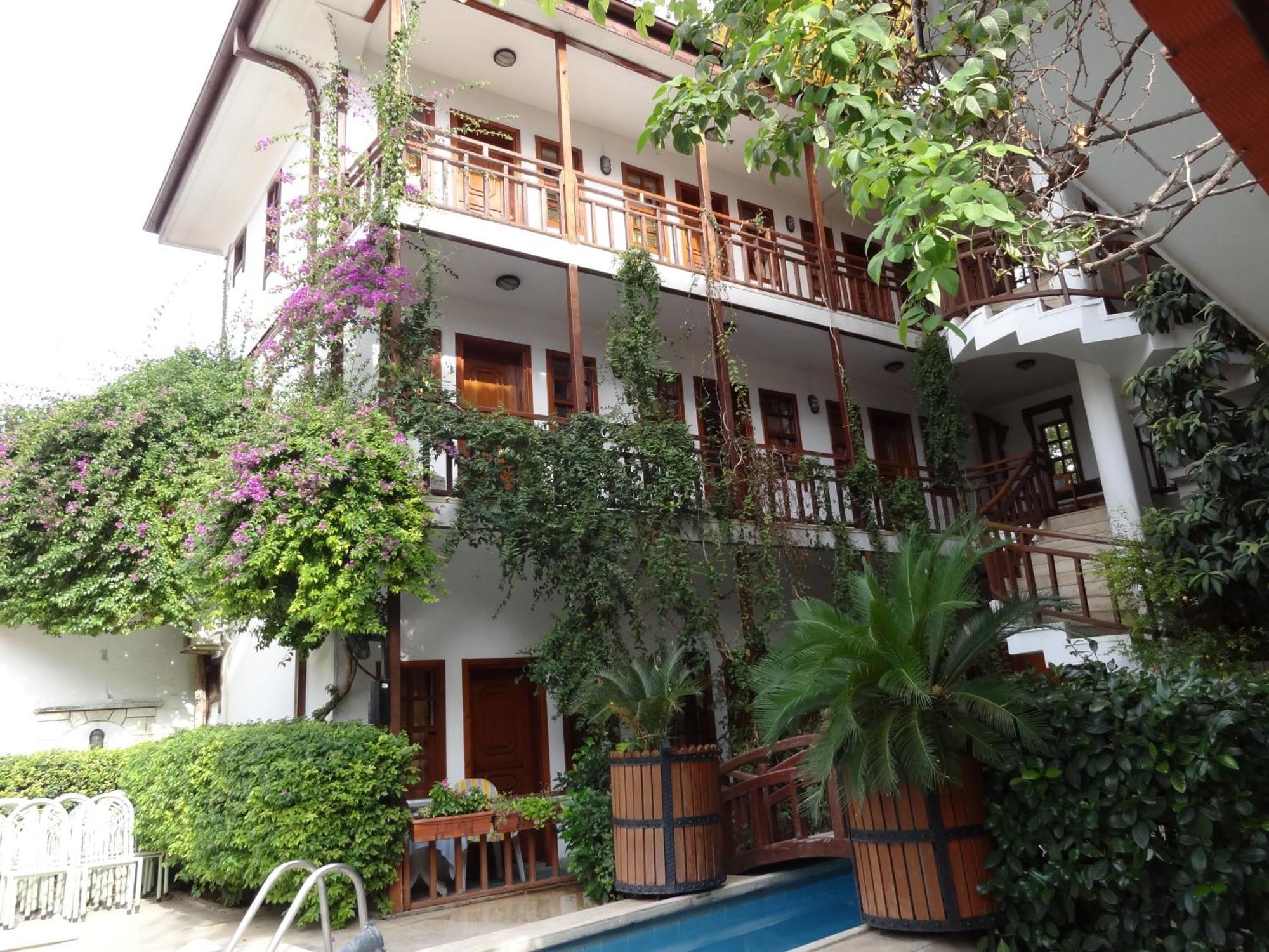 Hotel Karyatit Kaleici Antalya Buitenkant foto
