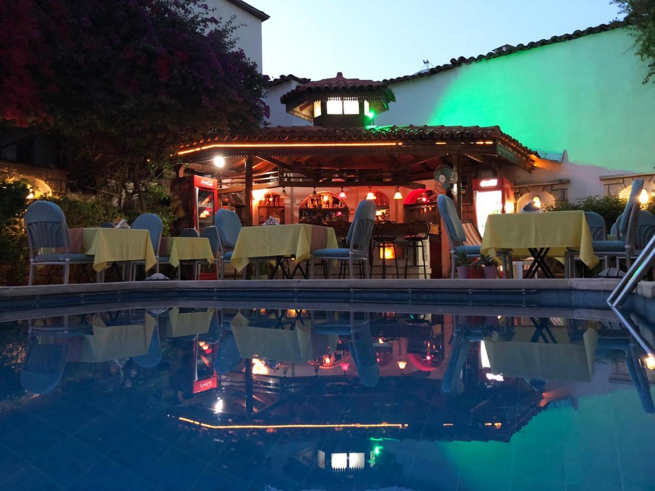Hotel Karyatit Kaleici Antalya Buitenkant foto